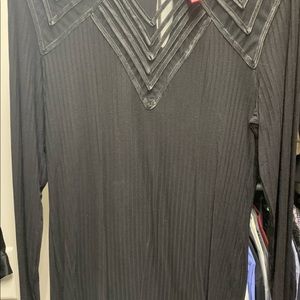 Super cute shirt! Never worn!